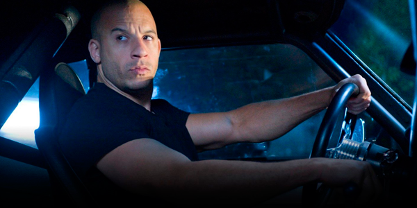 Vin Diesel em cena do filme Velozes e Furiosos 4