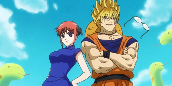 Kagura e Gintoki vestidos com roupas dos personagens de Dragon Ball